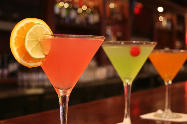 Turning stone casino leopard lounge