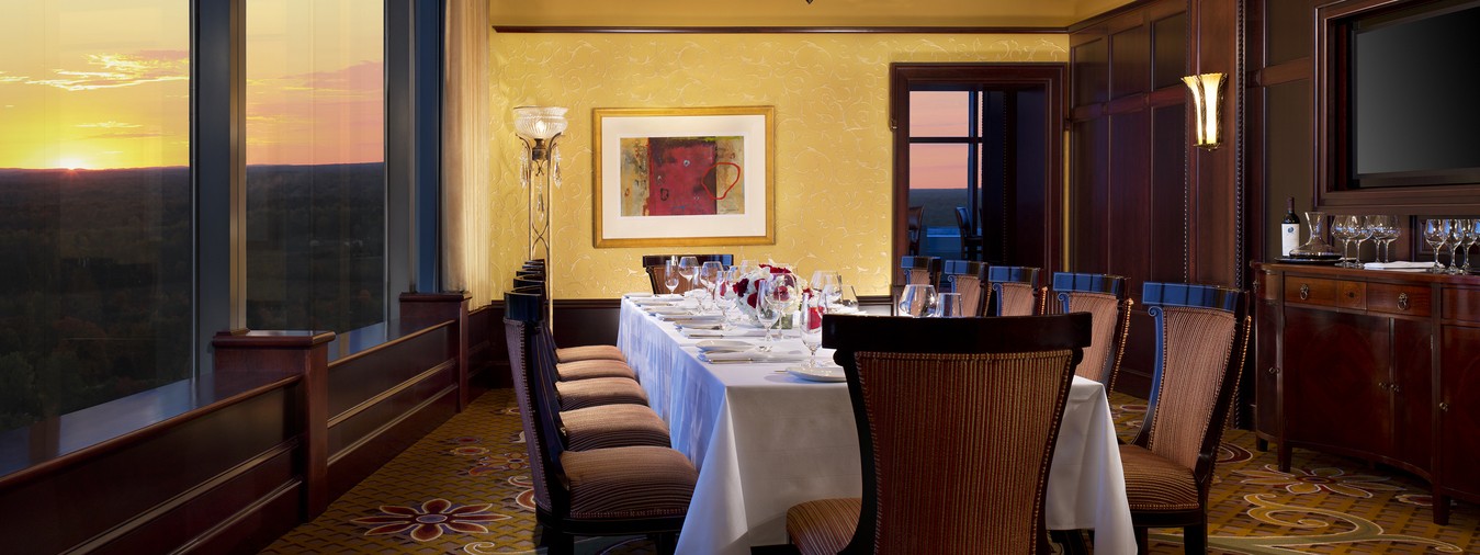 Restaurants near turning stone casino