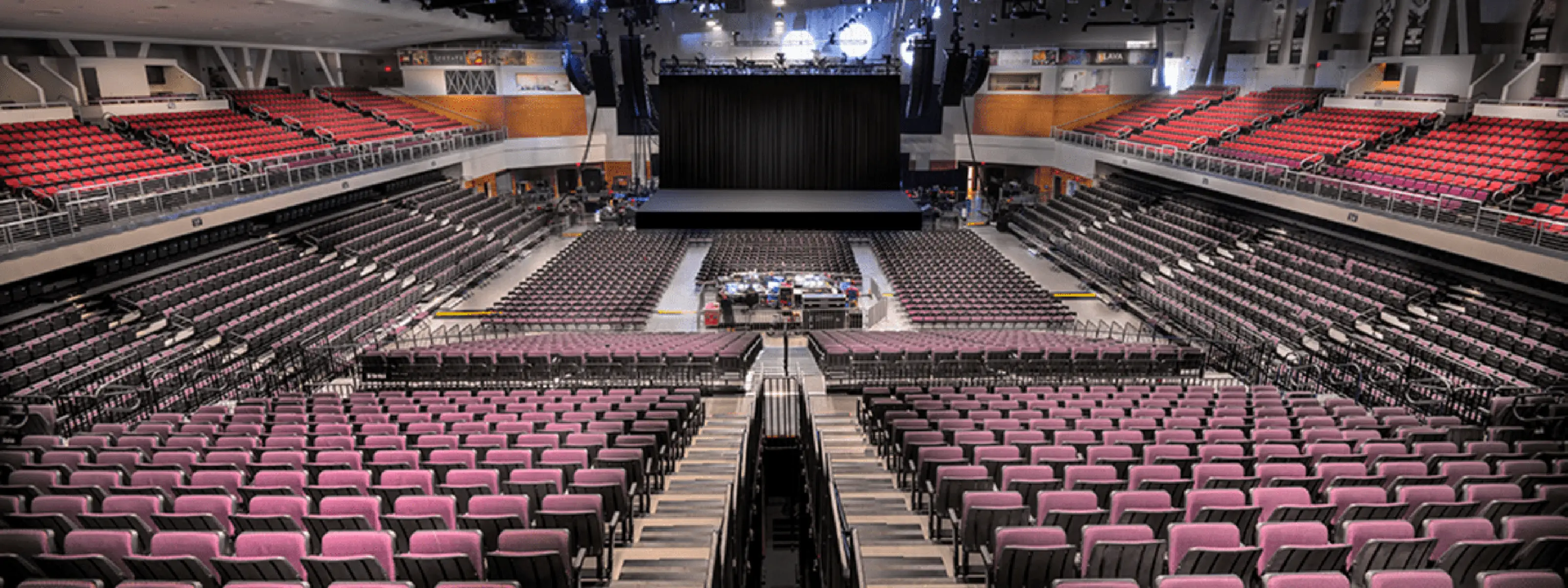 Concurrent style seating and stage in the Event Center at Turning Stone